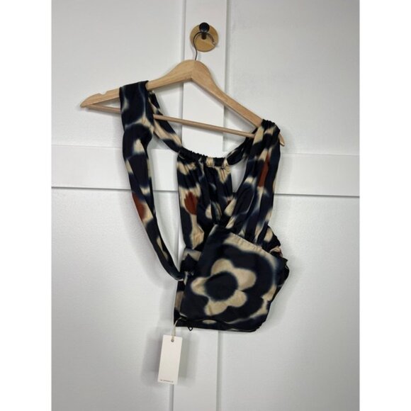 NWT Just Bee Queen Cut Out Satin Harlow One Shoulder Crop Top  Navy Floral - Picture 7 of 10